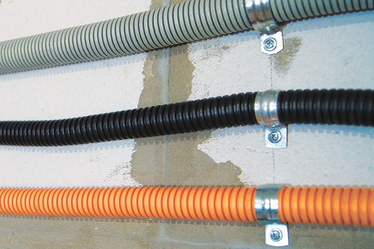 Скоба металлическая: размеры и виды однолапковых и двухлапковых